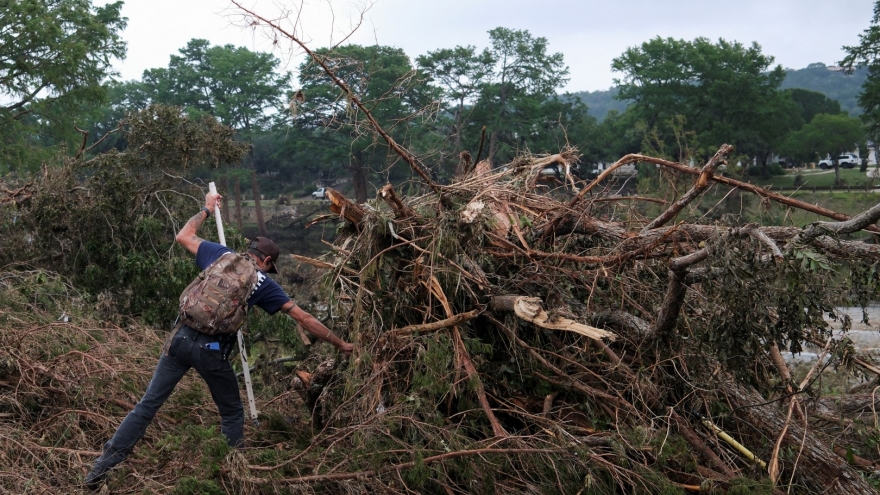 Lý giải nguyên nhân mưa lũ kinh hoàng ở Texas, Mỹ khiến hơn 100 người thiệt mạng